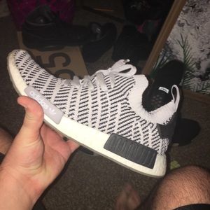 Adidas nmd r1 primeknit